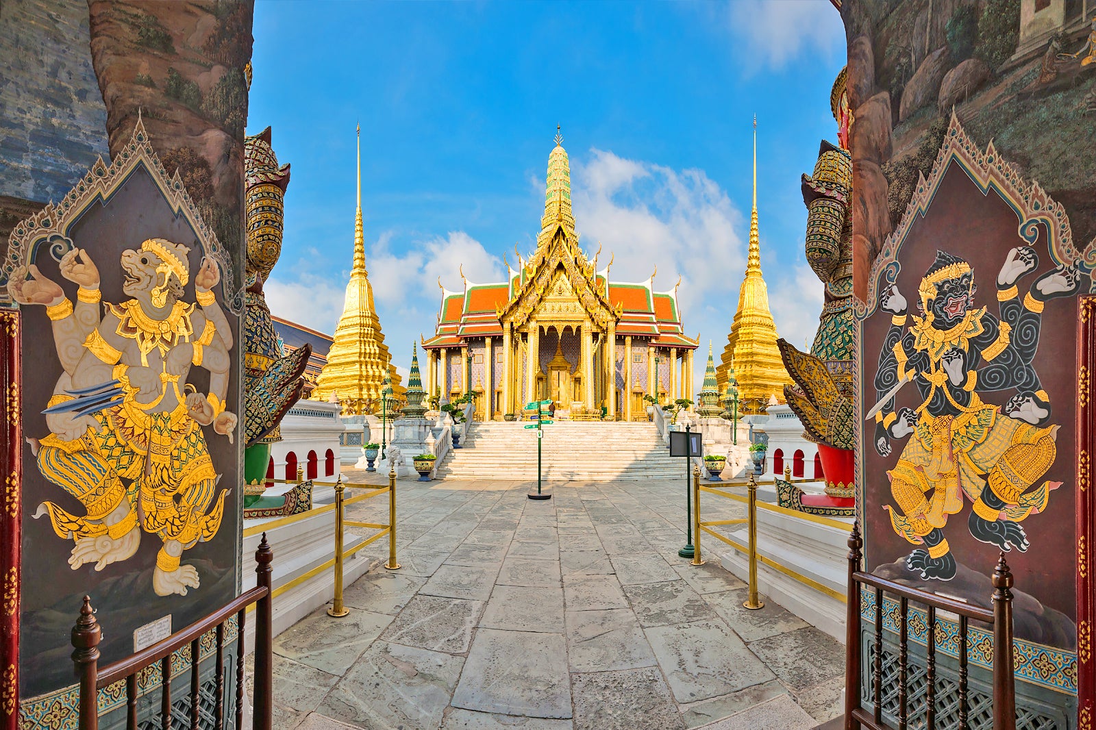 Bangkok Pattaya Family Tour Package 5 Days & 4 Nights – Fun, Entertainment & Adventure