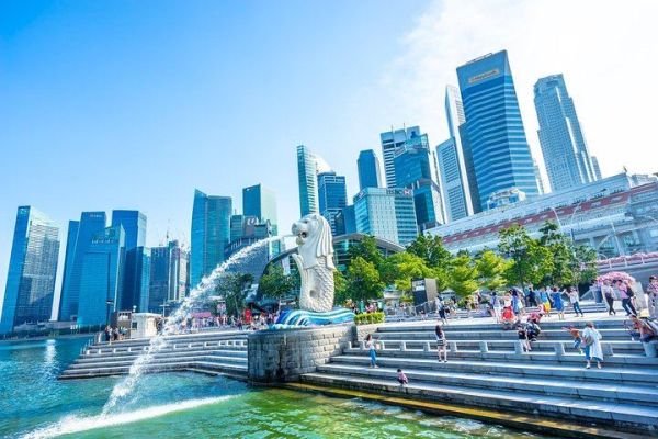 Enchanting Singapore Honeymoon Package with Cruise