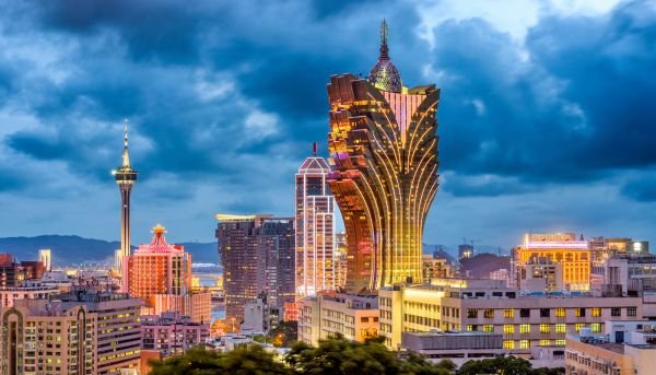 Hong Kong Macau Tour Package 6 Days 5 Nights with Disneyland & Ocean Park
