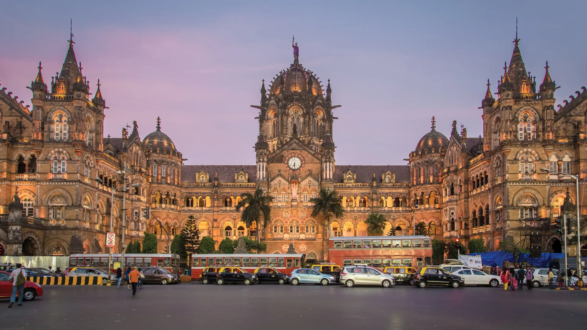 Top 10 Places to Visit in Mumbai